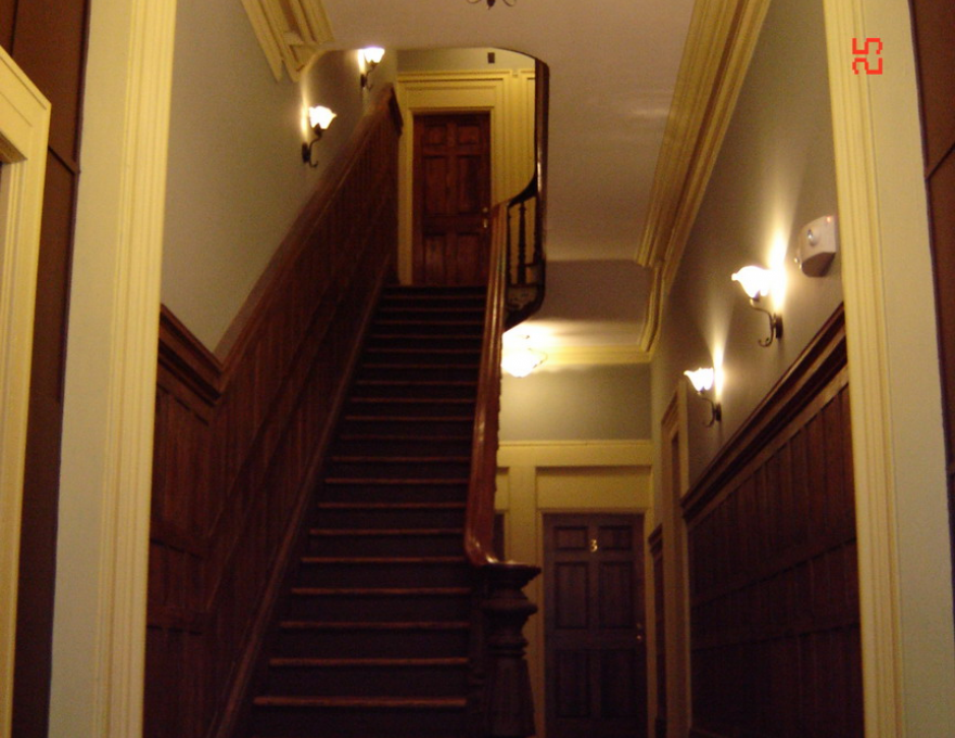 1401 Madison Avenue - Main Hallway