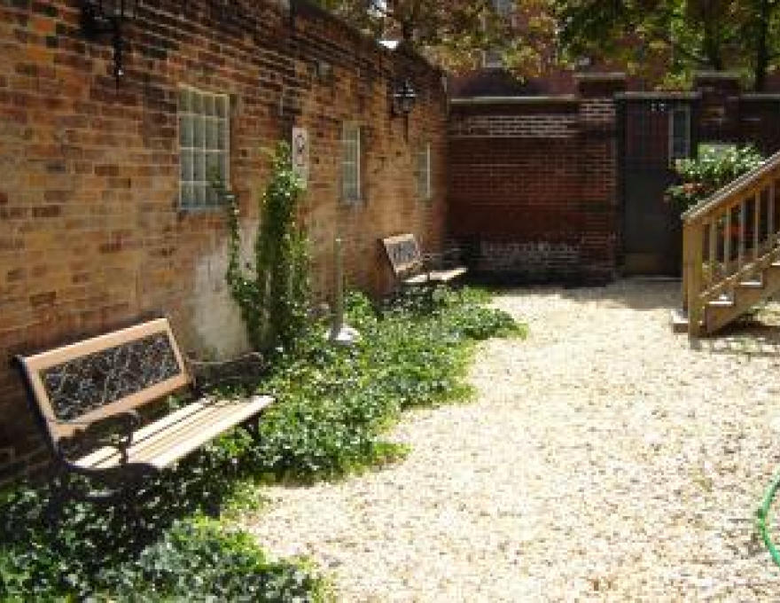 1401 Madison Avenue - Courtyard 2