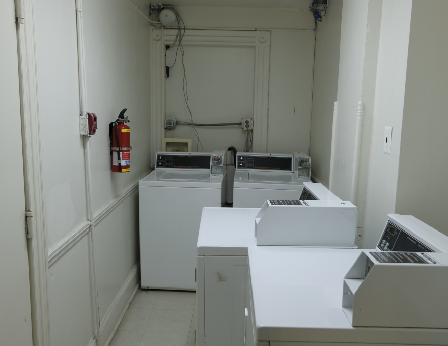 1810 Eutaw - Laundry Room