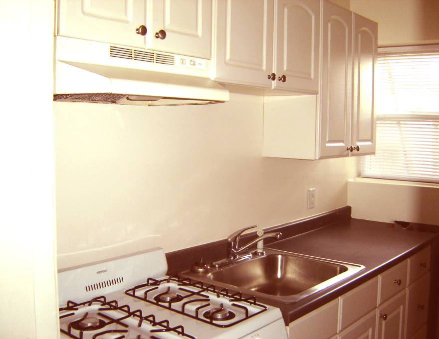 1401 Madison #5 - Kitchen