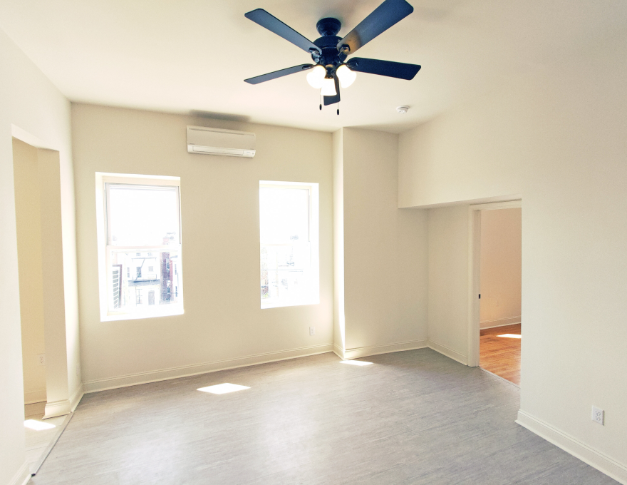 1812 Eutaw #410 - Living Room