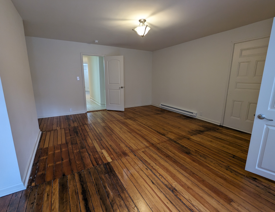 Large Bedroom
