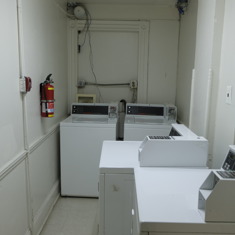 1810 Eutaw - Laundry Room